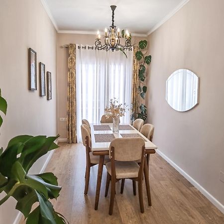 Joni & Joy Center Apartment 베라트 외부 사진
