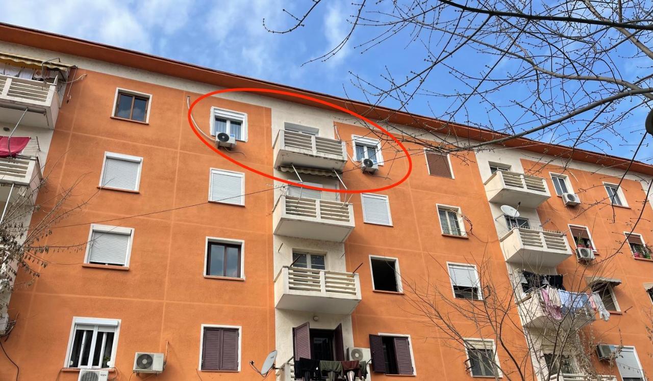 Joni & Joy Center Apartment 베라트 외부 사진